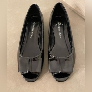 Black Newport News dress shoes